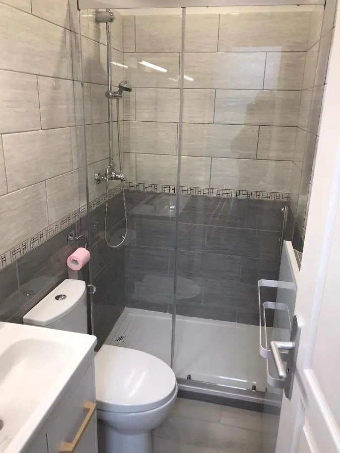 Super Studio refait à neuf proche des commerces Royat Apartamento